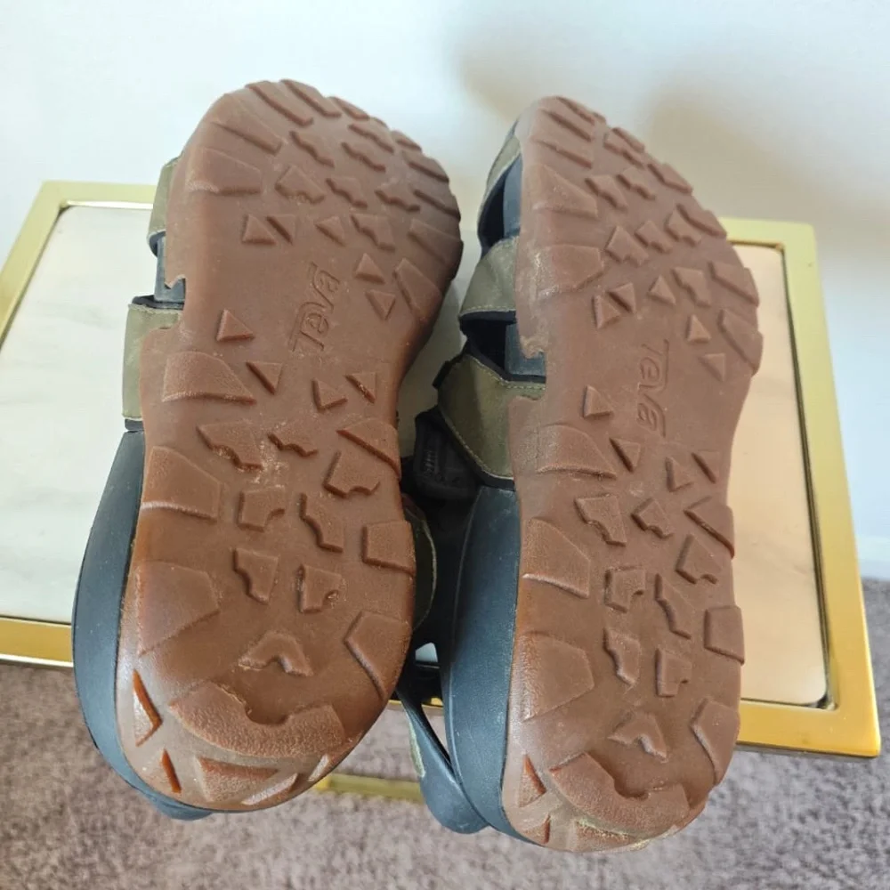 TEVA Men’s M Flintwood Dark Olive Sandals - 1118941 Size 13